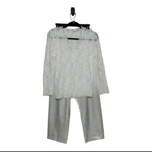 Vintage Romantic Moods Pajamas Medium Lace Top Satin Pants Buttondown